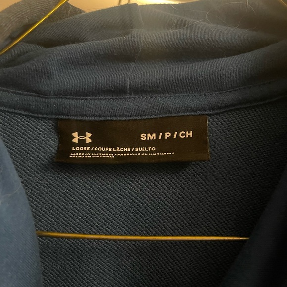 Under armour size medium preloved - Picture 2 of 2